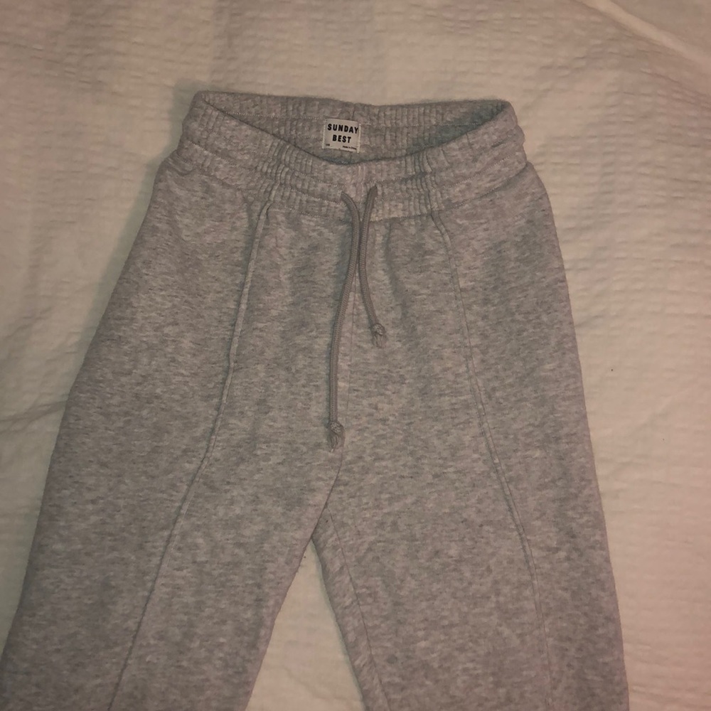 Aritzia Sunday best joggers